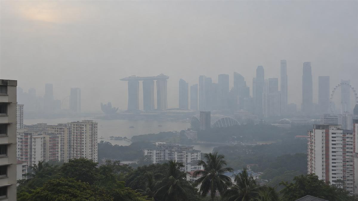 Hazy Singapore skyline during regional haze from Indonesia